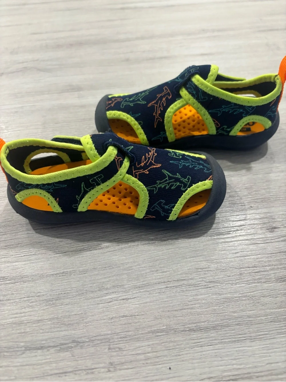 OshKosh B’gosh Kids Navy and Neon Green Water Shoes